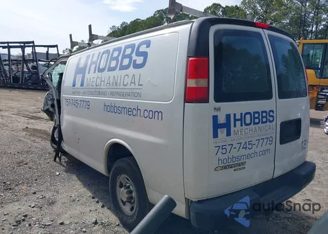 2013 Chevrolet Express 2500 Work Van z USA, uszkodzony, nr VIN 1GCWGFCA5D1181268